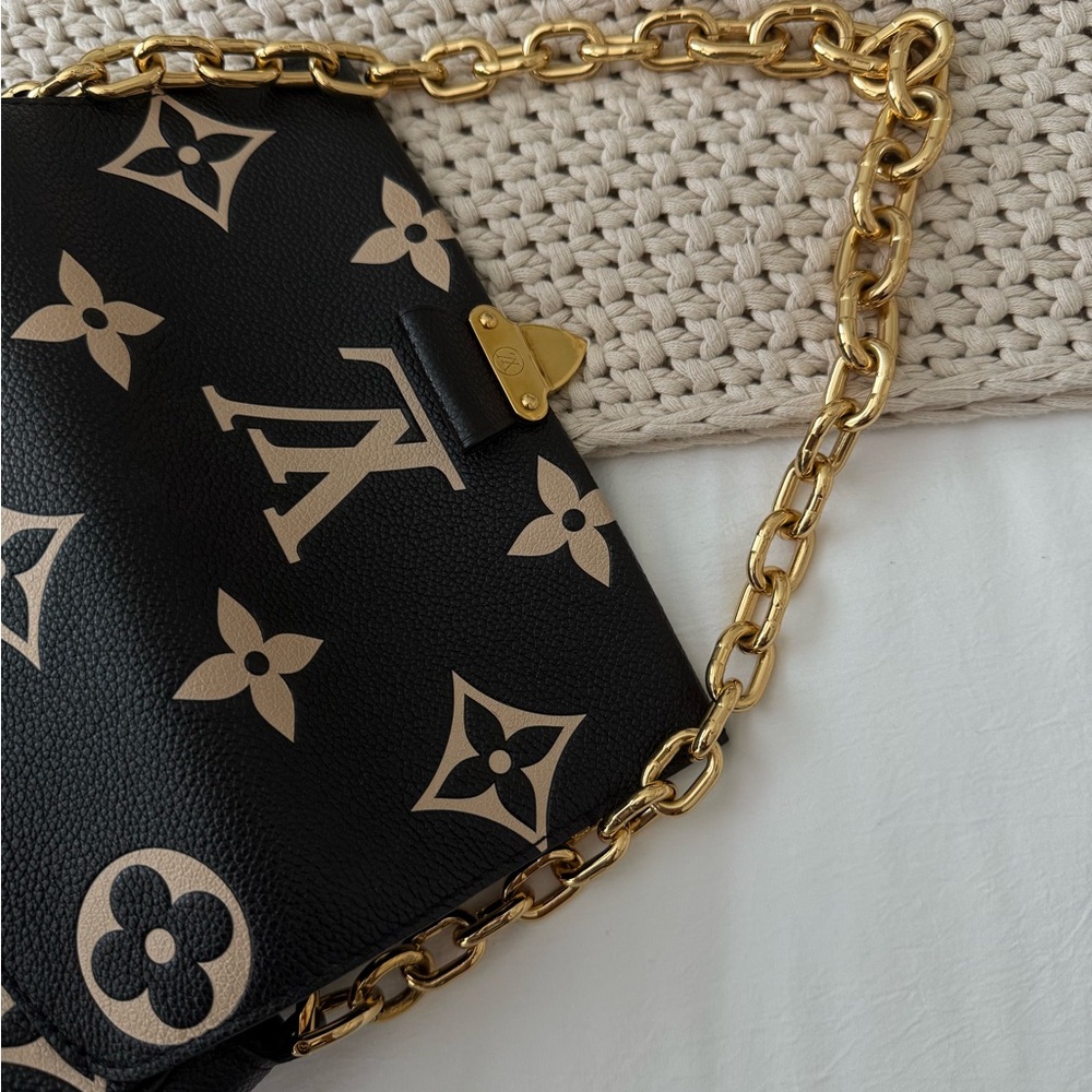 Louis Vuitton Black and Gold Monogram Shoulder Bag - Picture 7 of 12